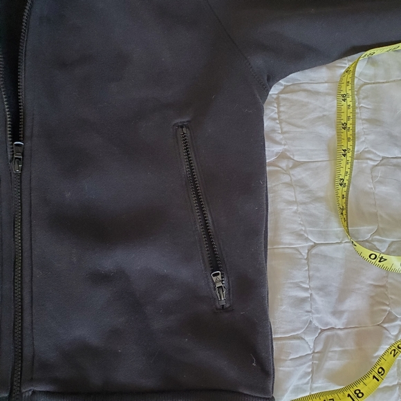 Jacket - Picture 5 of 11